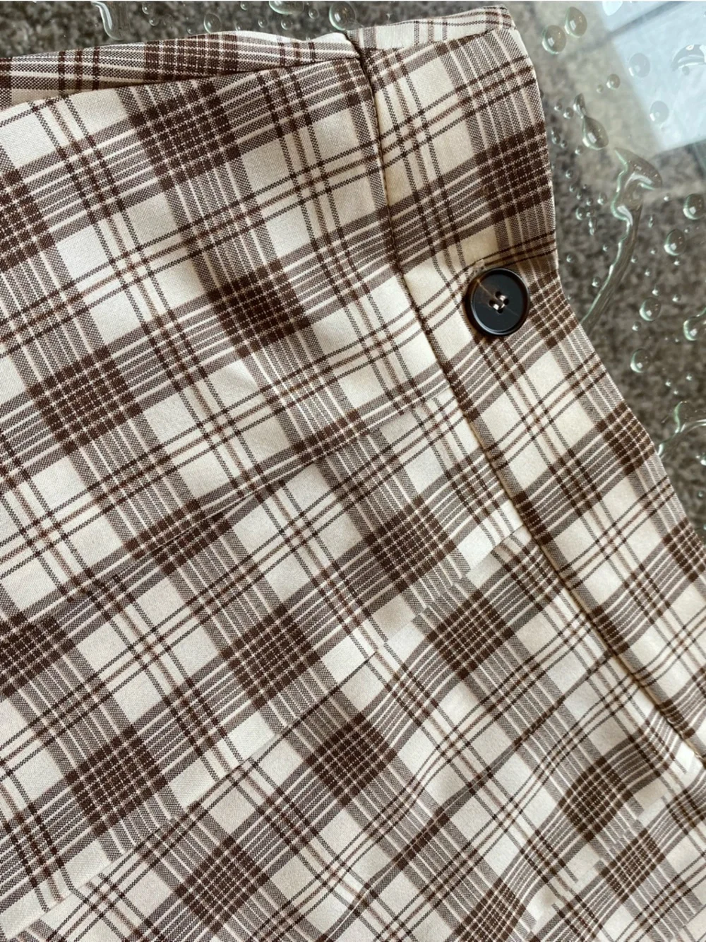 Brown and Cream Plaid Pleated Skirt - Picture 5 of 6